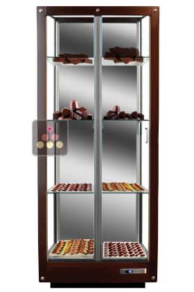 3-sided refrigerated display cabinet for chocolate storage