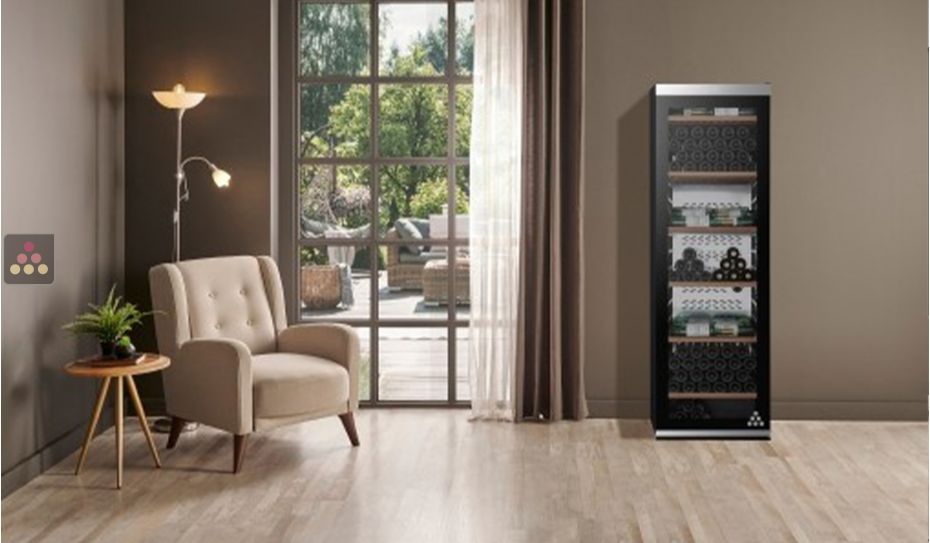 Connected single temperature wine cabinet for service or storage 