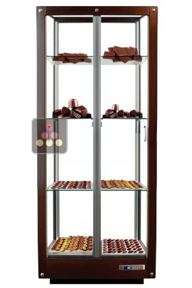 4-sided refrigerated display cabinet for chocolate storage