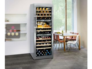 LIEBHERR dual temperature wine cabinet for storage and/or service
