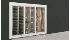 Combination of modular refrigerated cabinets