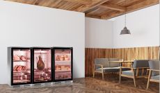 Combination of modular refrigerated cabinets