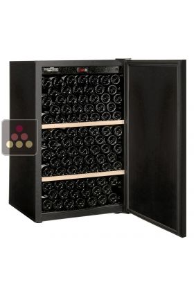 Single temperature wine ageing and storage cabinet 