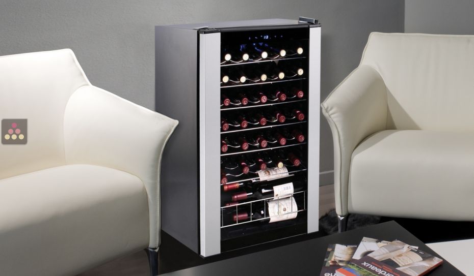 Single temperature wine service cabinet