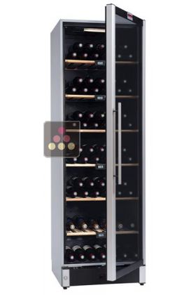 Built in wine cabinet for multi temperature service or single temperature storage 