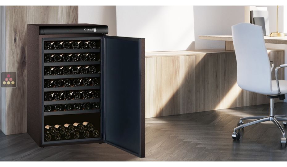 Single temperature wine ageing cabinet