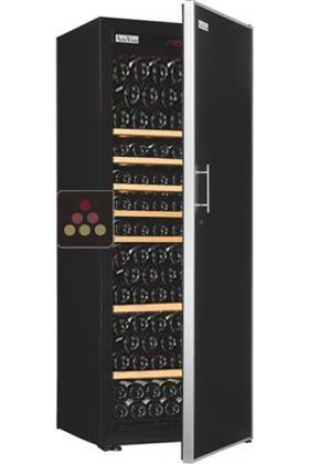 Single temperature wine ageing and storage cabinet - Stockage/sliding shelves