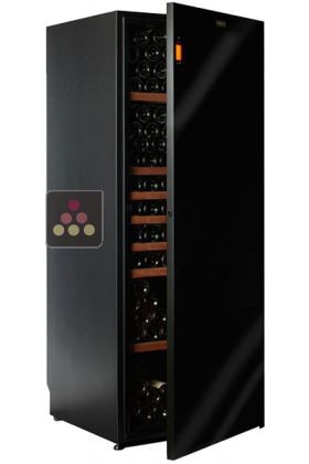 Single temperature wine ageing cabinet