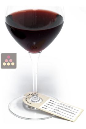 2,000 personalised wine glass labels
