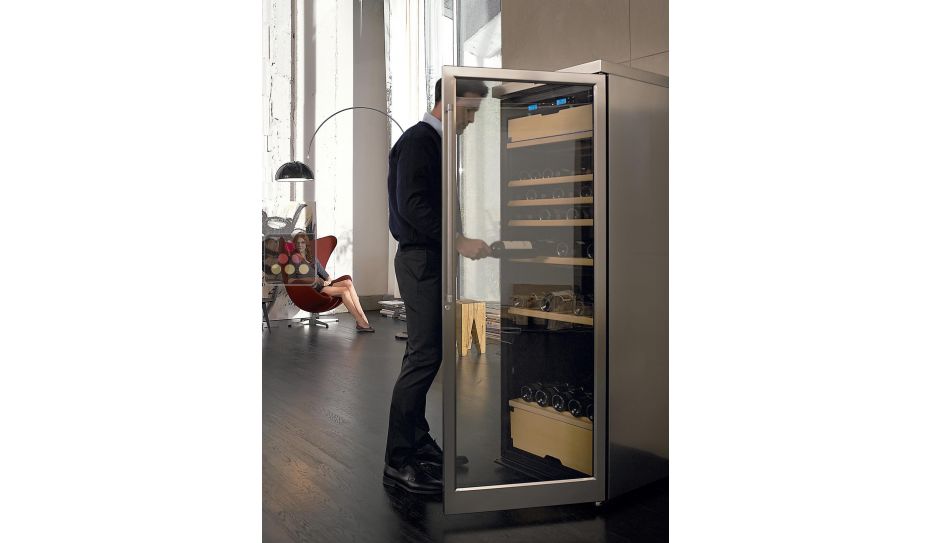 Multi-Purpose Ageing and Service Wine Cabinet for cold and tempered wine