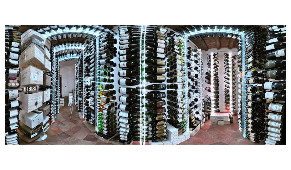 Wine Rack in Clear Plexiglass for wall and ceiling for 22 bottles