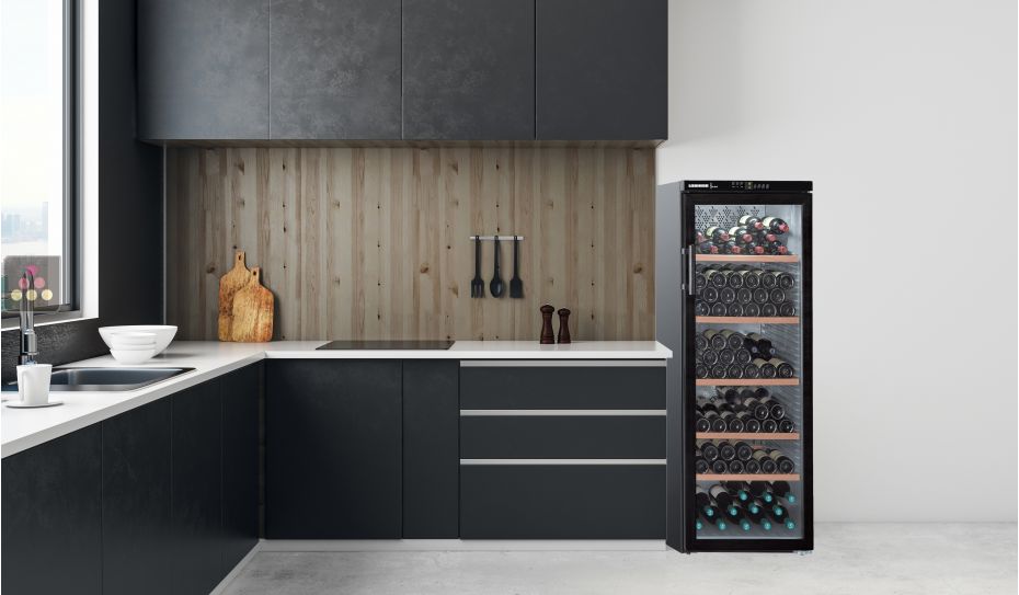 Multi-Temperature wine storage and service cabinet 