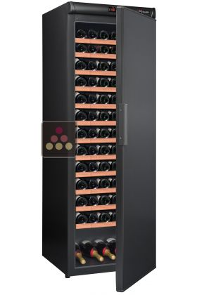 Single temperature wine cabinet for ageing or service