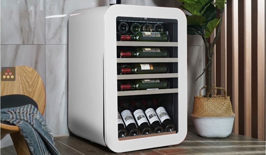 Mono-temperature wine cabinet for service - White finish