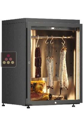 Freestanding refrigerated cabinet for cured meat