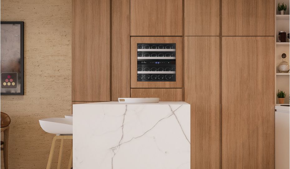 Dual temperature built in wine cabinet for service self-ventilated with a customizable front