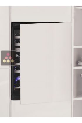 Dual temperature built in wine cabinet for service or aging self-ventilated with a customizable front