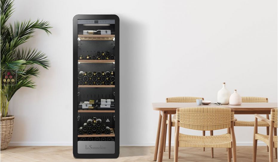 Single-temperature wine cabinet for service or storage