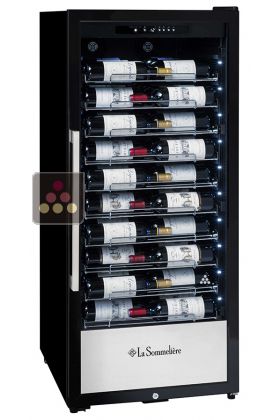 Single-temperature wine cabinet for service or storage