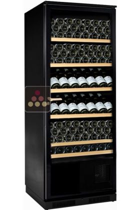 Custom made wine cellar with single temperature - Steel structure