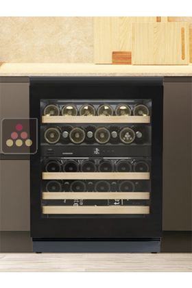 Single temperature wine cabinet for storage and service - can be fitted
