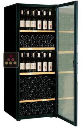 Single temperature wine ageing and storage or service cabinet