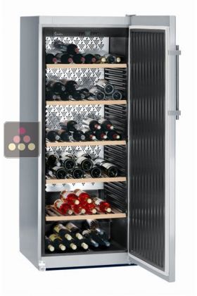 Single temperature wine ageing and storage cabinet 