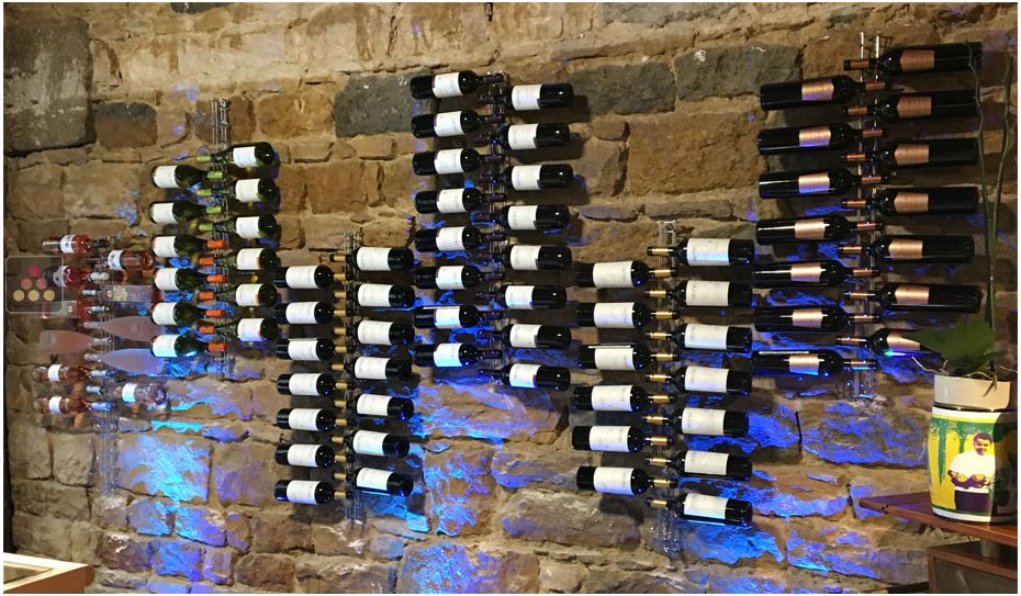 Horizontal black wall rack for 8 x 75cl bottles