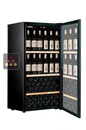 Single temperature wine ageing and storage or service cabinet