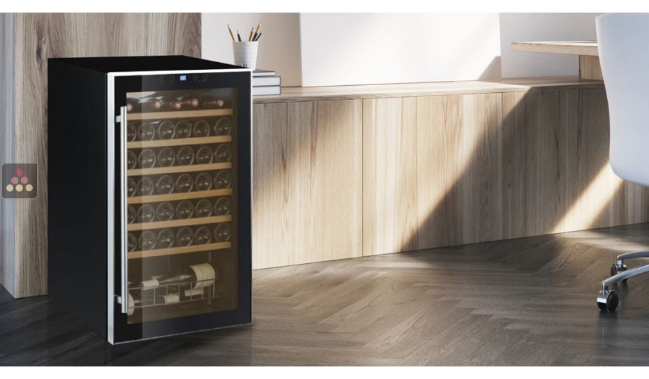 Single temperature wine service cabinet