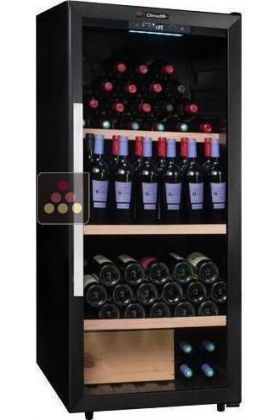 Wine cabinet for multi temperature service or single temperature storage 