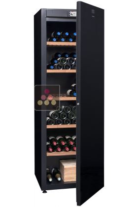 Single-temperature wine cabinet for ageing or service