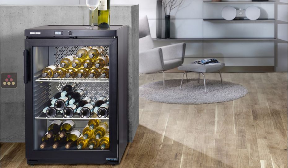 Single temperature wine storage or service cabinet 