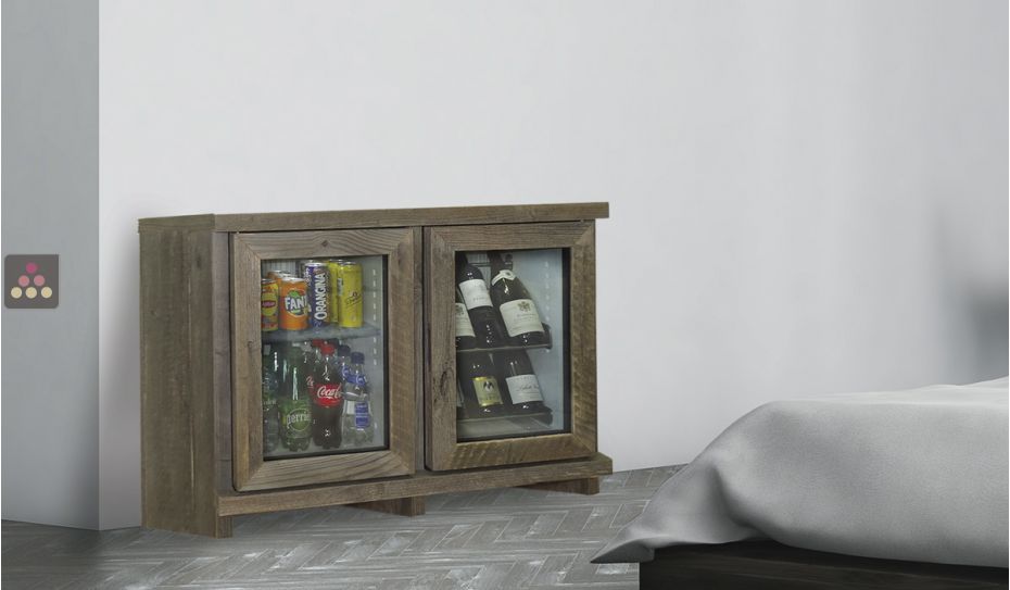 Silent mini-winebar and minibar with customized wood coating