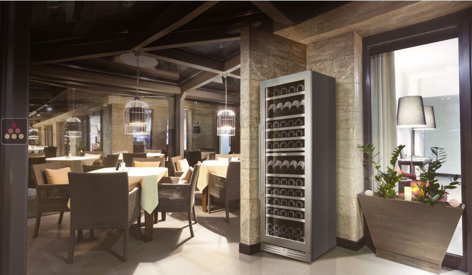 Dual temperature wine service and/or storage cabinet 