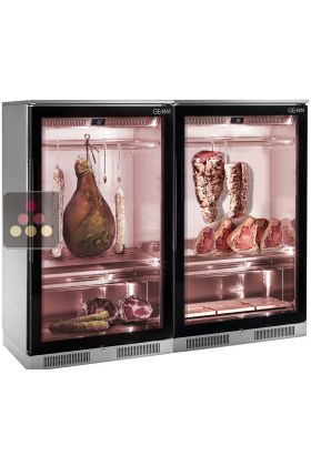 Combination of 2 refrigerated display cabinets for meat maturation and cold cuts