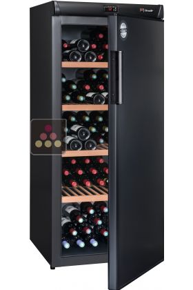 Single temperature wine cabinet for ageing or service