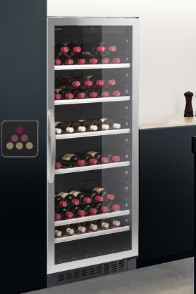 Built-in single temperature wine cabinet for storage or service