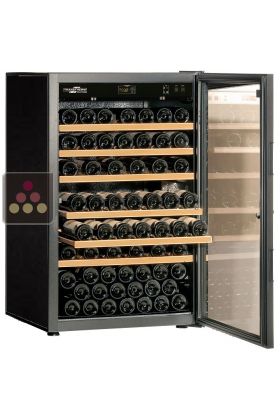 Single temperature wine ageing and storage cabinet 