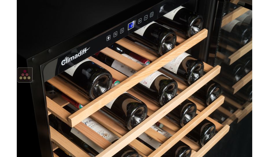 Single temperature built in wine cabinet for service