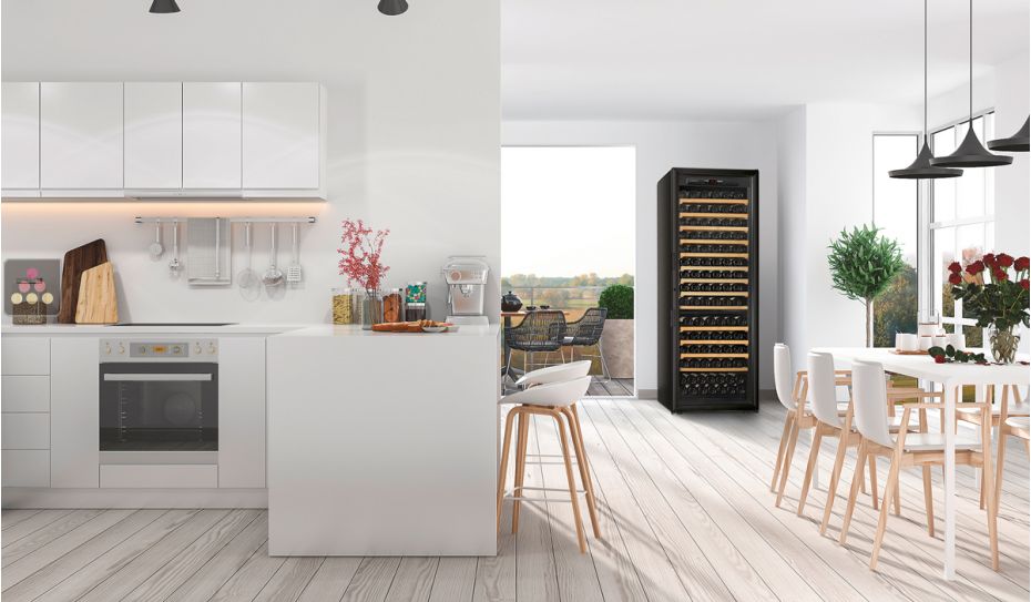 Single temperature wine ageing and storage cabinet - Sliding shelves