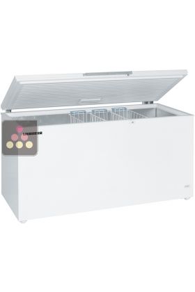 Commercial chest freezer - 571L