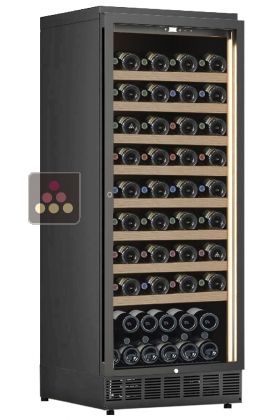 Single temperature built-in wine cabinet for storage or service