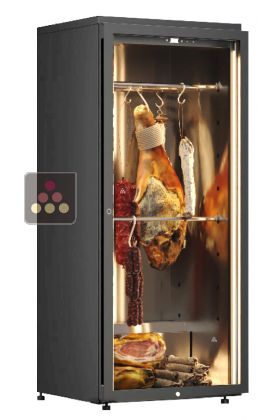 Freestanding refrigerated cabinet for cured meats